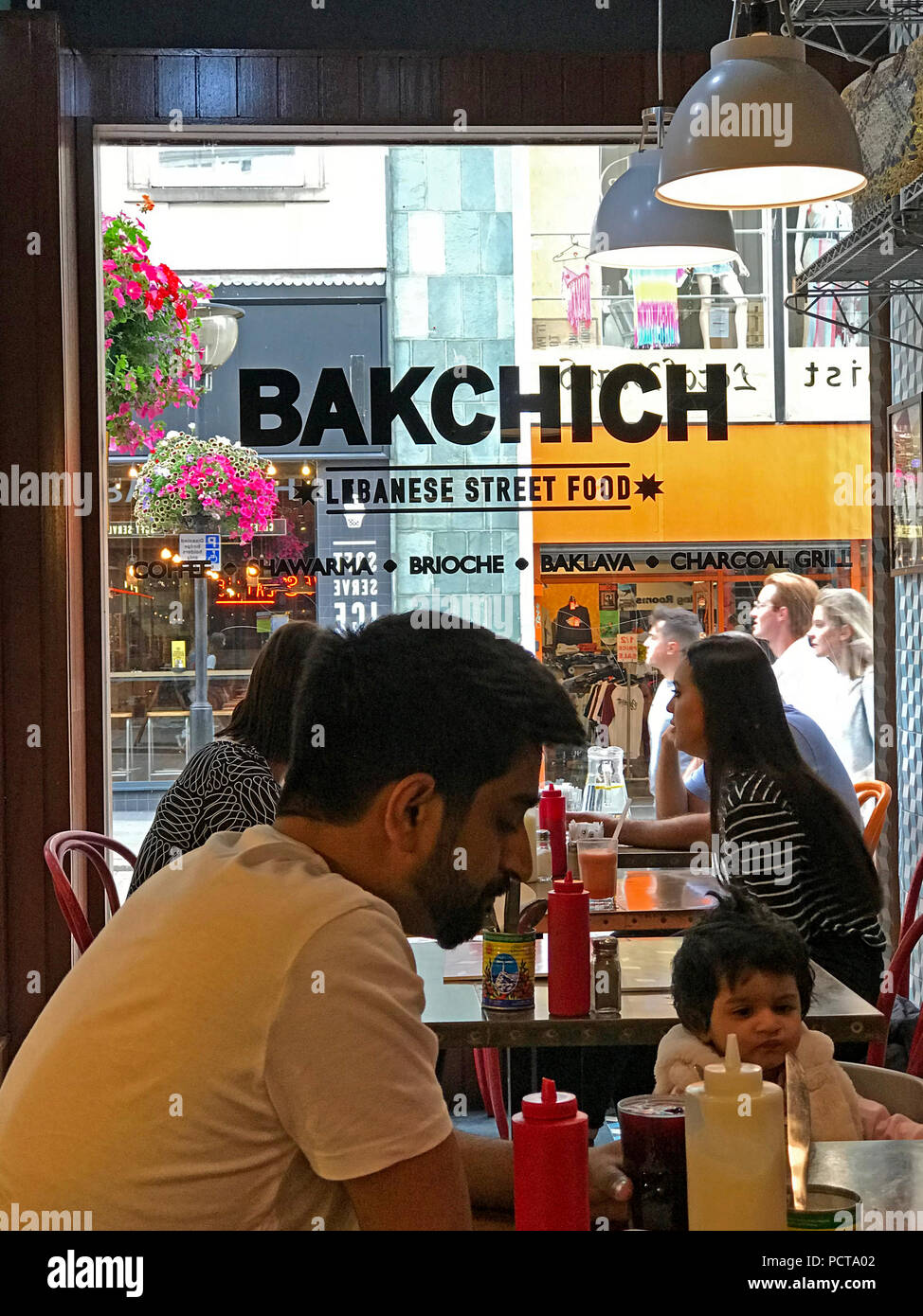 Bakchich libanesisches Restaurant, 54 Bold St, Liverpool, UK, L1 4ER Stockfoto