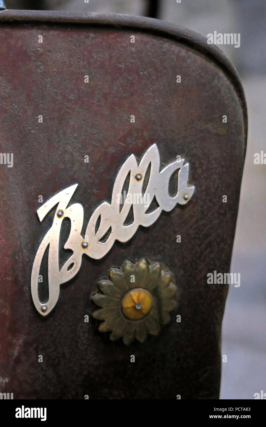 Zündapp Bella Moped, Personentransport auf zwei Rädern, importiert nach Großbritannien Stockfoto