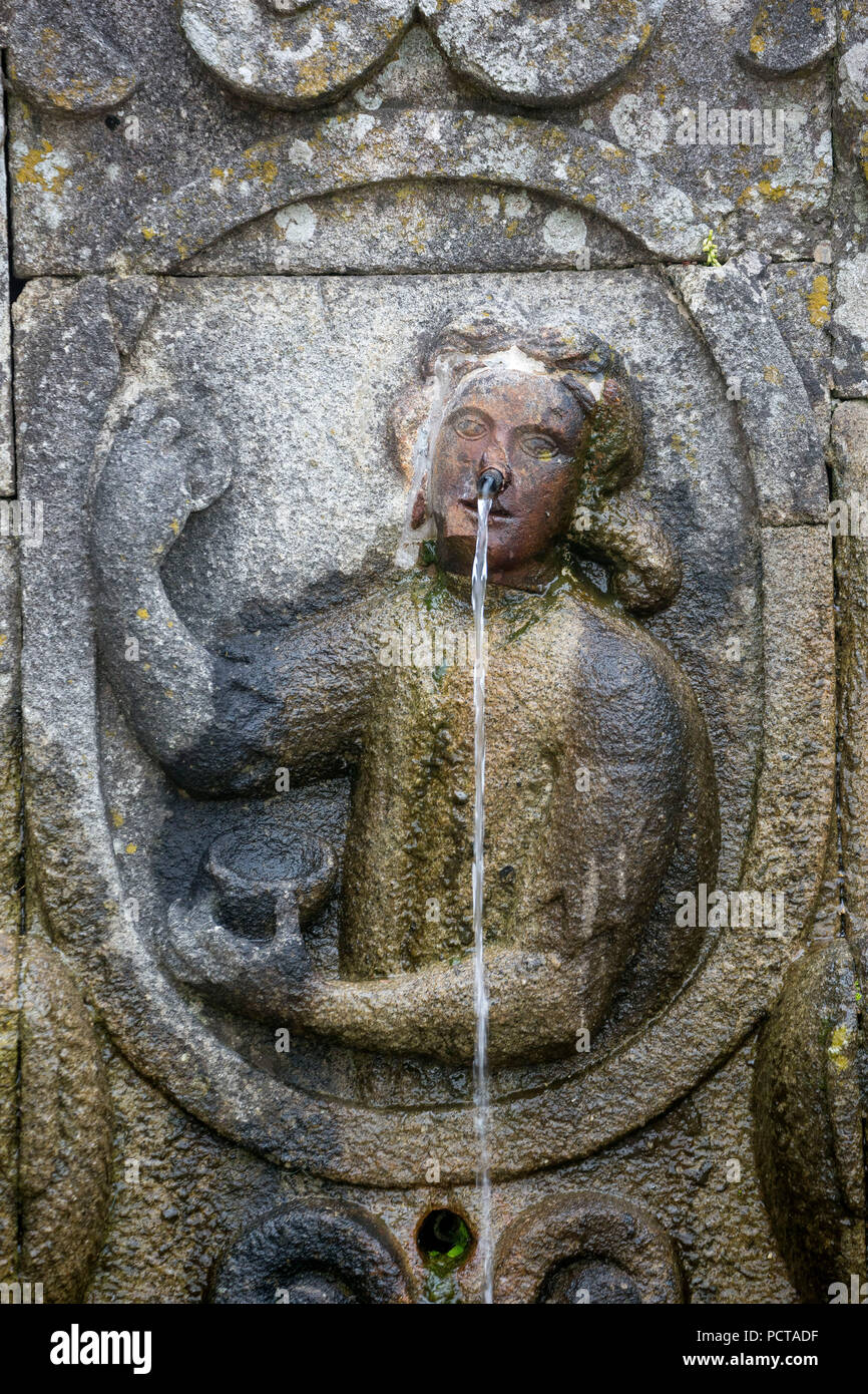 Brunnen der fünf Wunden Christi und den Sinnen Sehen, Riechen, Schmecken, Fühlen, Bom Jesus do Monte, Heiligtum von Braga, Braga, Distrikt Braga, Portugal, Europa Stockfoto