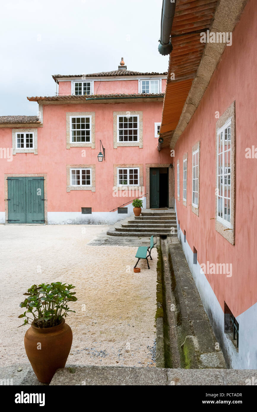 Casa De Sezim, Grande Escolha Weingut in der Region Minho, der Garten von Portugal, Nespereira, Braga district, Portugal, Europa Stockfoto