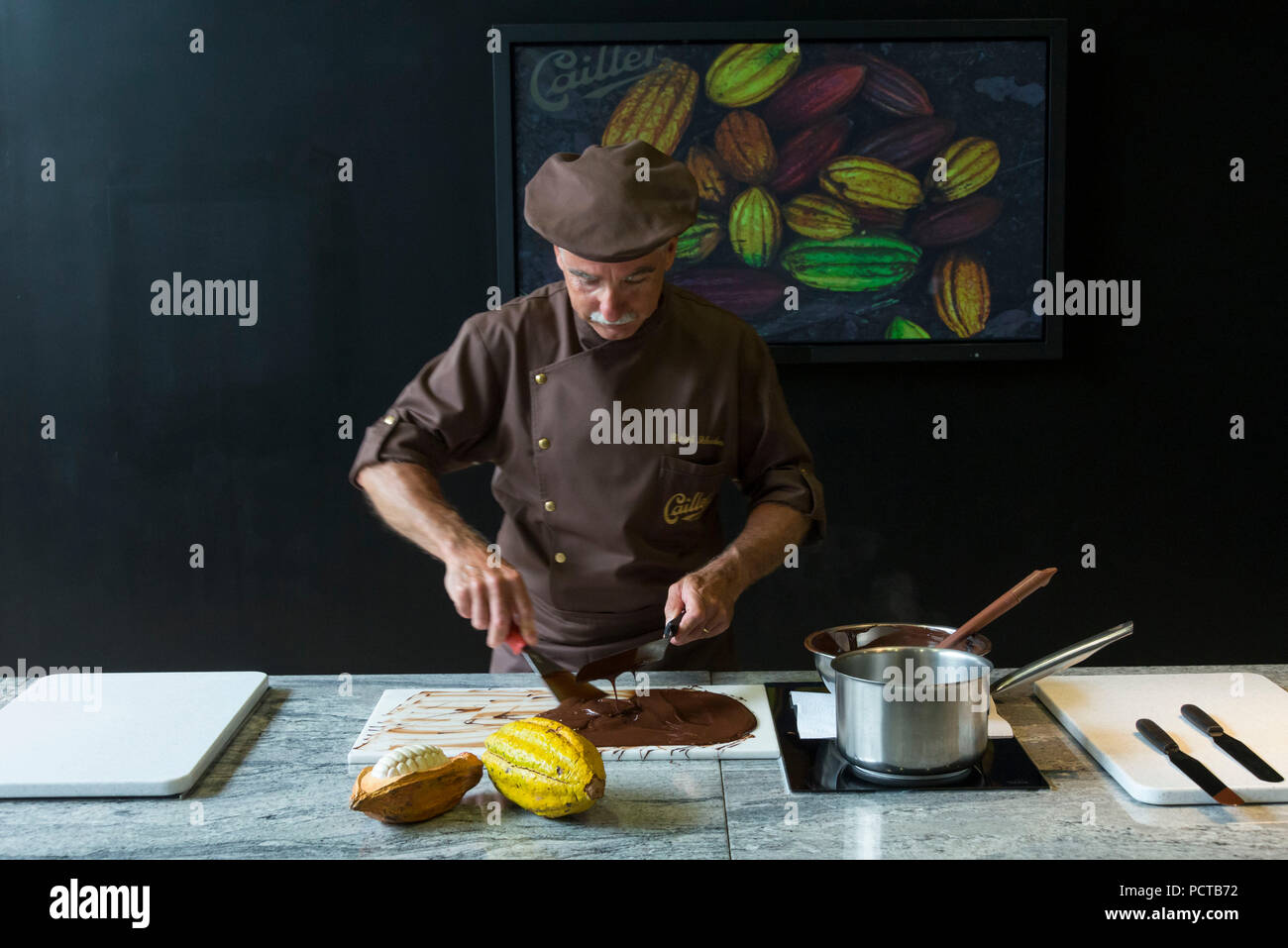 Chocolate Workshop At Cailler With Chef Chocolatiere Patrick Schneider  Stockfotos und -bilder Kaufen - Alamy