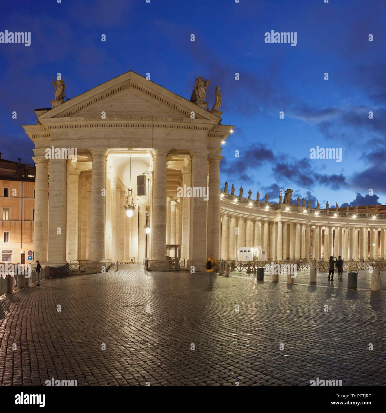 Kolonnaden von Bernini, Saint Peter's Square, Vatikan, Rom, Latium, Italien Stockfoto