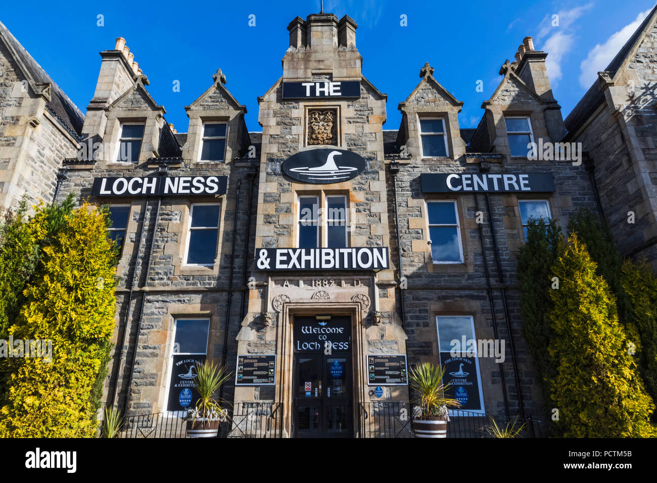 Großbritannien, Schottland, Scottish Highlands, Loch Ness, Loch Ness Center und Ausstellungsgebäude Stockfoto