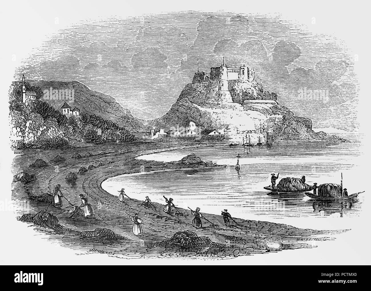 Mont Orgueil in Jersey, Channel Islands, mit Blick auf den Hafen von Gorey. Es war der primäre Verteidigung von Jersey bis zur Entwicklung von Schießpulver, die dann das Schloss letztlich unhaltbar von Mont Saint Nicholas, die angrenzenden Hügel, mit Blick auf die Burg. Es wurde von Elizabeth Castle, Saint Helier, dessen Bau am Ende des 16. Jahrhunderts begonnen. Walter Raleigh, Gouverneur von Jersey in 1600, lehnte den Plan, die Alte Burg der Stein für die neue Befestigungsanlagen mit den Worten zu recyceln zu demolieren: 'twere schade es unten zu werfen". Stockfoto Mont Orgueil in Jersey, Channel Islands, mit Blick auf den Hafen von Gorey. Es war der primäre Verteidigung von Jersey bis zur Entwicklung von Schießpulver, die dann das Schloss letztlich unhaltbar von Mont Saint Nicholas, die angrenzenden Hügel, mit Blick auf die Burg. Es wurde von Elizabeth Castle, Saint Helier, dessen Bau am Ende des 16. Jahrhunderts begonnen. Walter Raleigh, Gouverneur von Jersey in 1600, lehnte den Plan, die Alte Burg der Stein für die neue Befestigungsanlagen mit den Worten zu recyceln zu demolieren: 'twere schade es unten zu werfen". Stockfoto