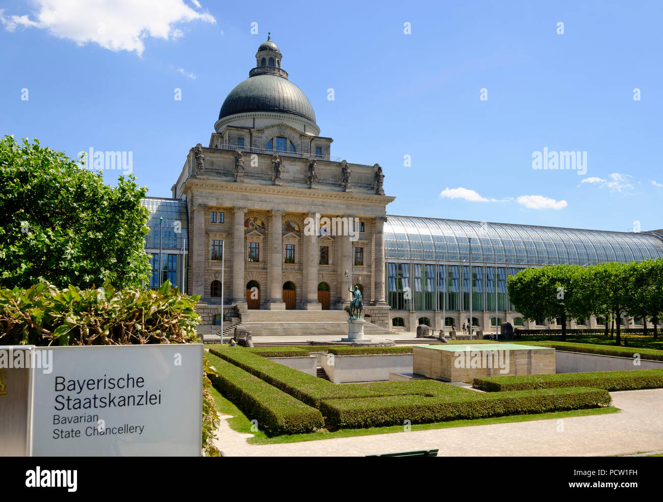 Bayerische Staatskanzlei am Hofgarten, Altstadt, München, Oberbayern, Bayern, Deutschland Stockfoto