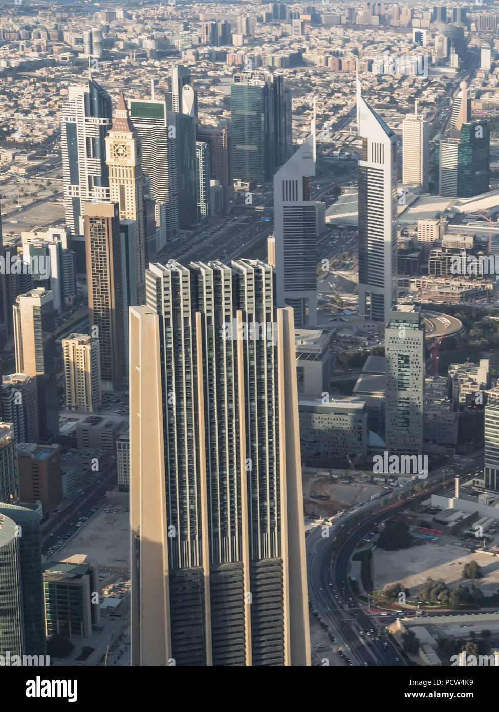 Schönen Blick von oben auf die Stadt Dubai in den Vereinigten Arabischen Emiraten. Blick von oben. Stockfoto