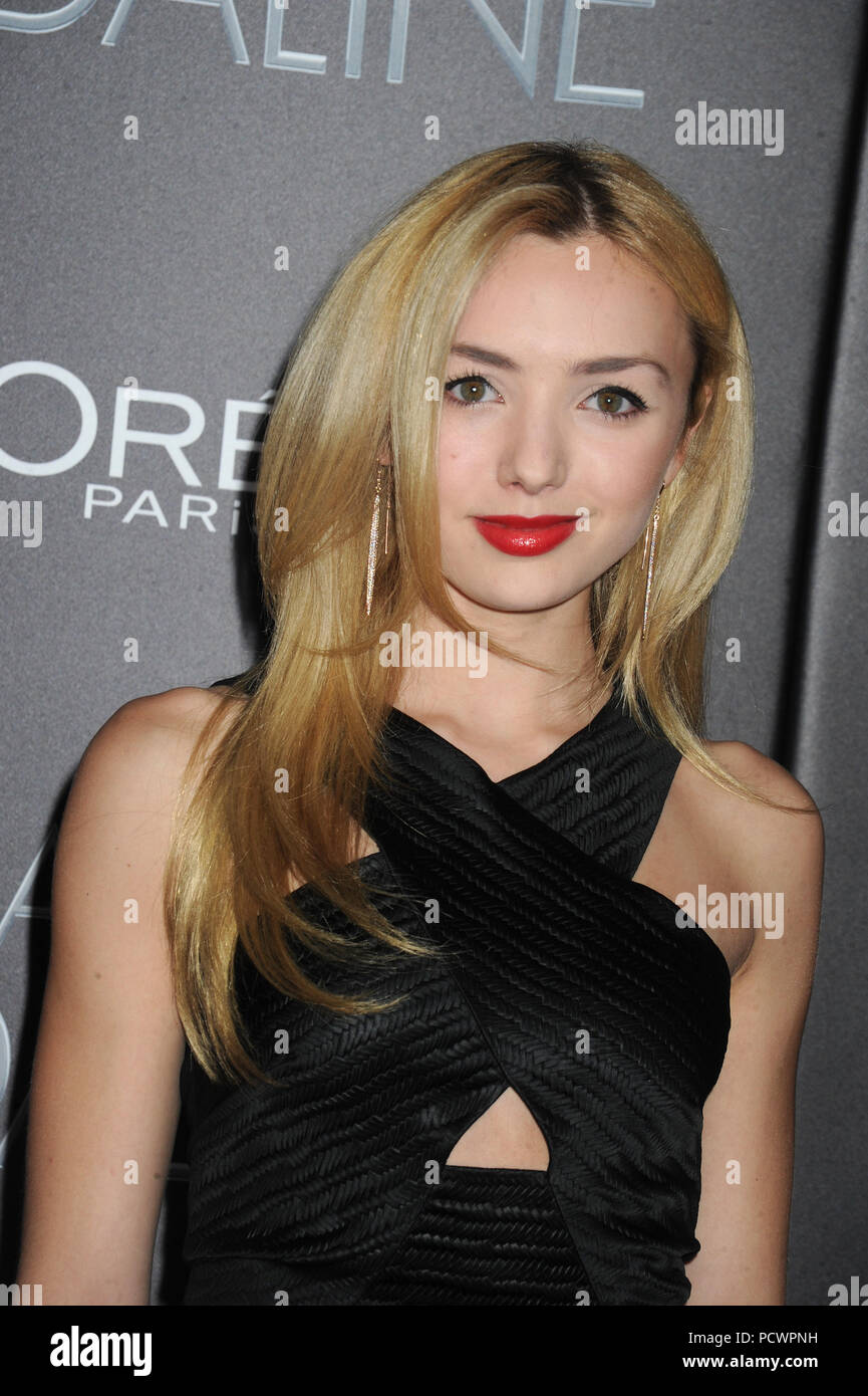 NEW YORK, NY - 19. April: Peyton Liste nimmt "Das Zeitalter der Adaline" Premiere im AMC Loews Lincoln Square 13 Theater am 19. April 2015 in New York City. Personen: Peyton List Stockfoto