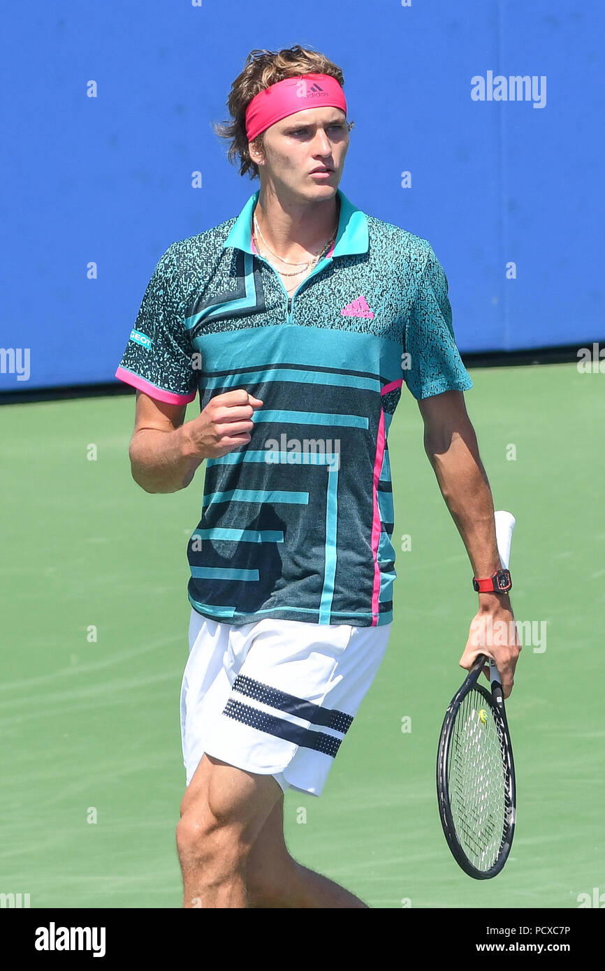 Washington, DC, USA. 4 Aug, 2018. ALEXANDER ZVEREV feiert ein Sieger bei seinem Halbfinale bei der Citi geöffnet an der Rock Creek Park Tennis Center in Washington, DC Quelle: Kyle Gustafson/ZUMA Draht/Alamy leben Nachrichten Stockfoto