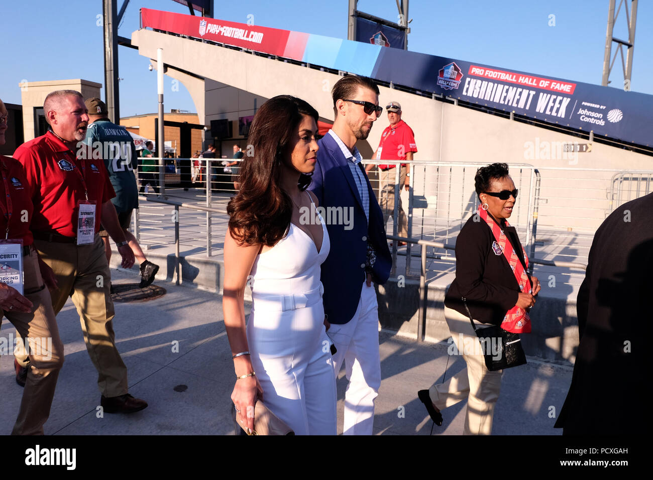 Ohio, USA. 4. August 2018. Michael Phelps bei der Festschreibung Zeremonie an Tom Benson Hall of Fame Stadion in Canton, Ohio. Jason Pohuski/CSM Credit: Cal Sport Media/Alamy leben Nachrichten Stockfoto