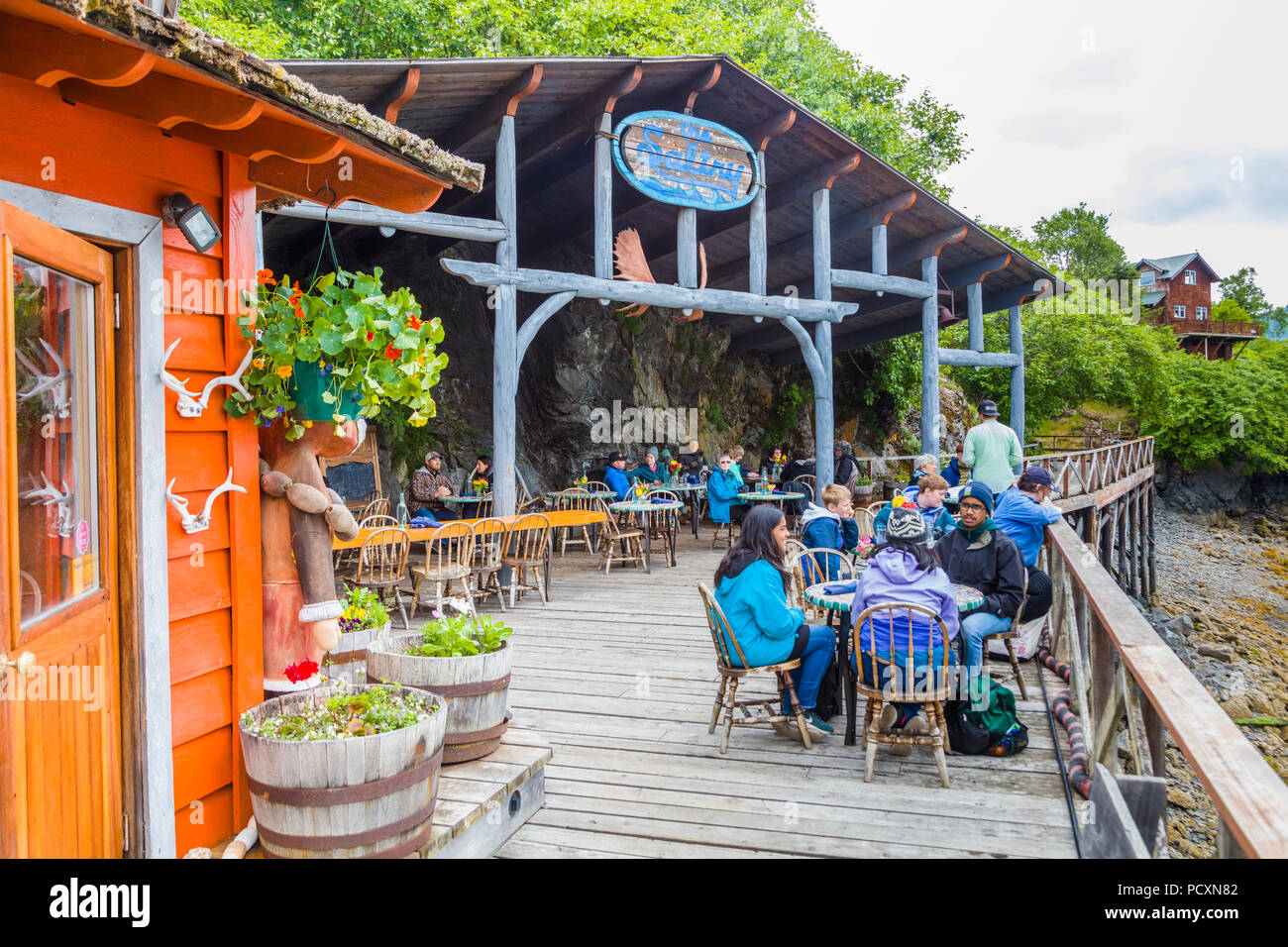 Die Saltry Restaurant in Halibut Cove auf der Kenai Halbinsel über die Kachemak Bucht von Homer Alaska Stockfoto