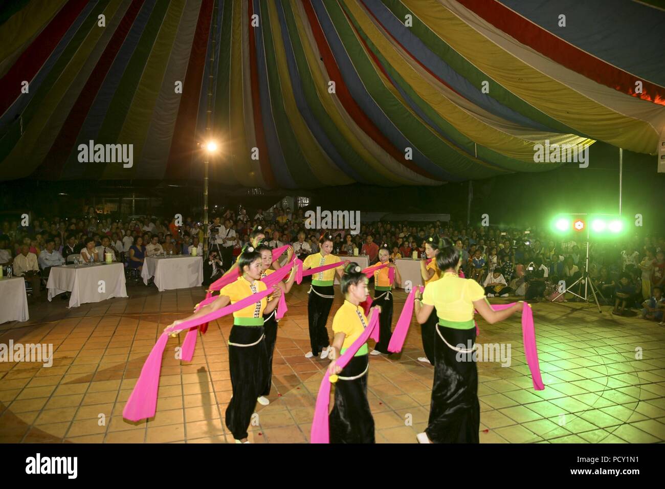 Botschafter Ted Osius ‥ 99 s Besuch in HIV-AIDS-Programme in Dien Bien Stockfoto