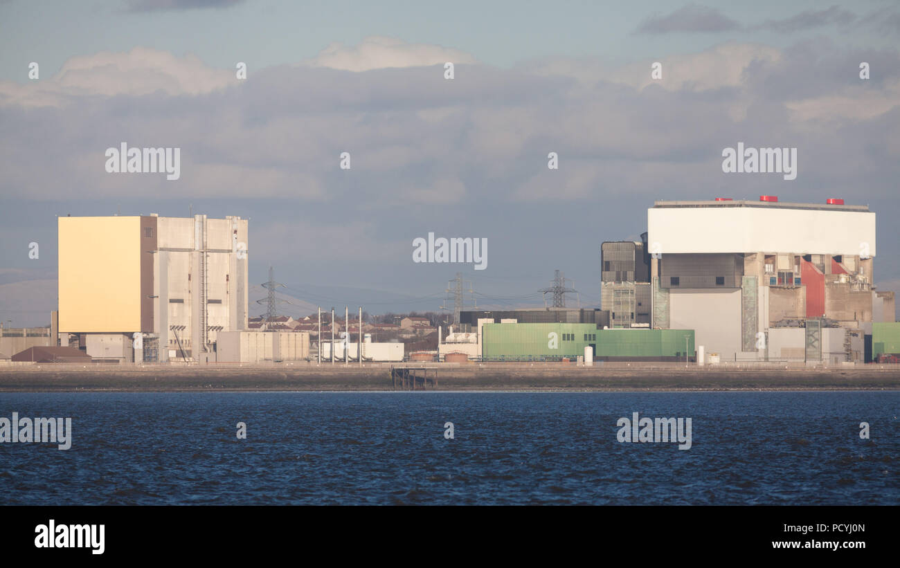 Heysham 1 (links) und 2 (rechts) Kernkraftwerke in Lancashire Stockfoto