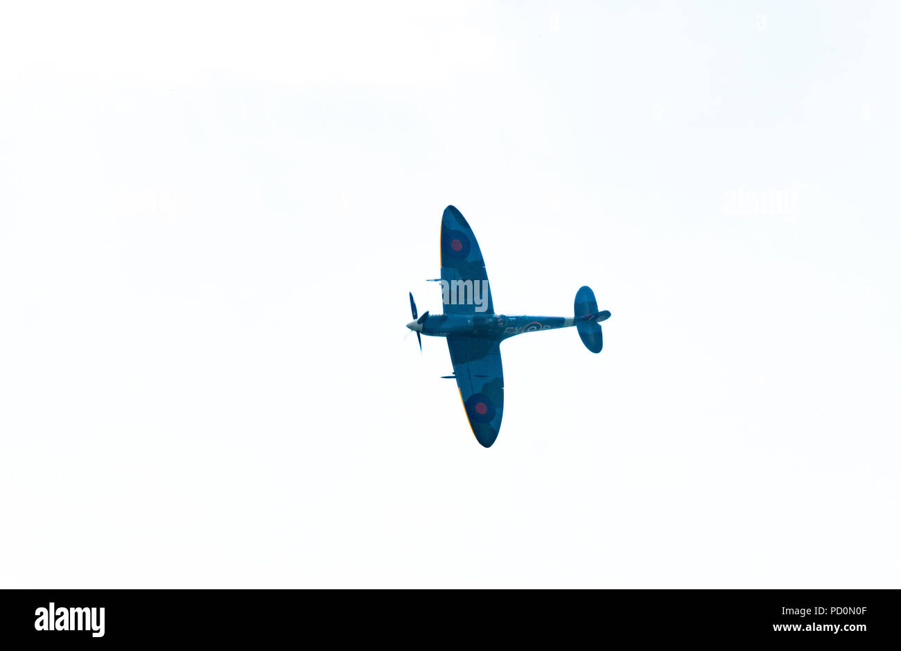 Supermarine Spitfire MKIX TD 314 St George im Flug, Luft-zu-Luft-Foto, Headcorn, Kent GROSSBRITANNIEN Stockfoto