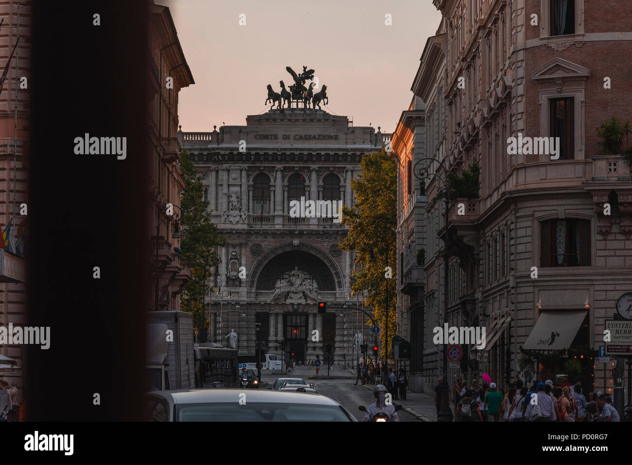 Vor den Augen der römischen Gericht von der Via Giuseppe zardanelli Stockfoto