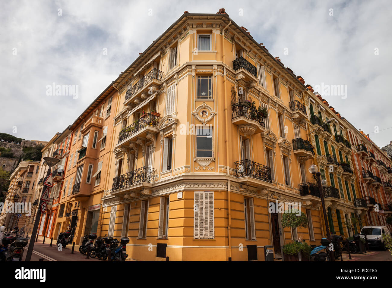 Altes Wohnhaus im Fürstentum Monaco, Europa, traditionelle Wohn- Architektur Stockfoto