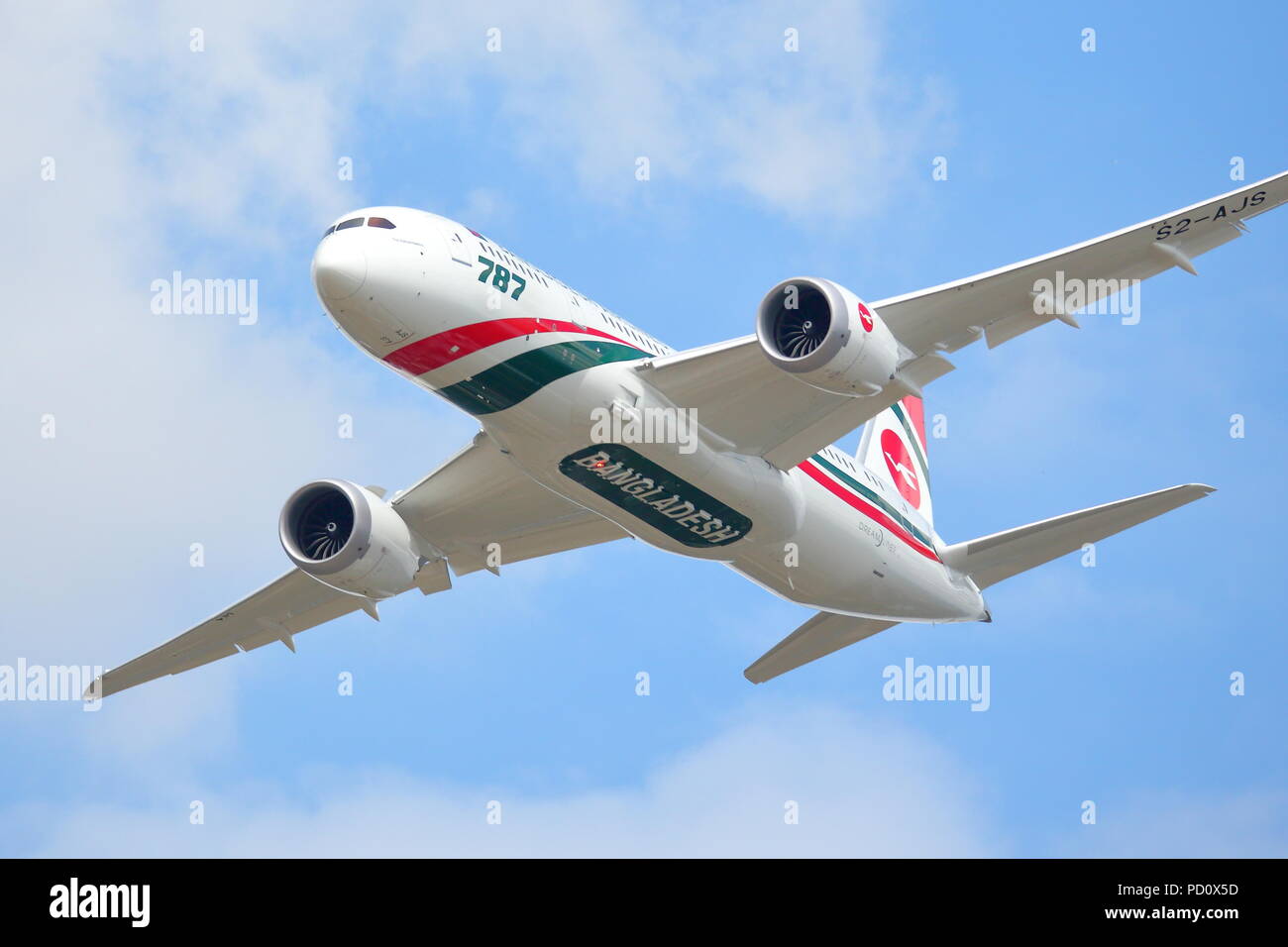 Boeing hat die 787 in der Bangladesh Airlines lvery Auf der Farnborough International Airshow 2018 Stockfoto