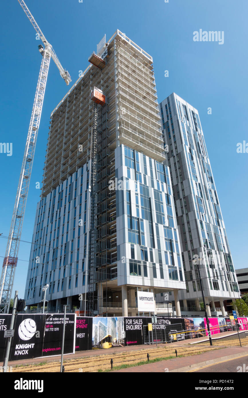 Neue Hochhäuser im Bau in MediaCityUK Stockfoto
