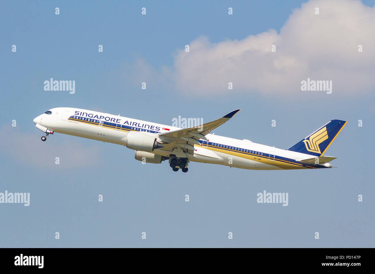 Singapore Airlines Airbus A350 weg vom Flughafen Manchester Stockfoto