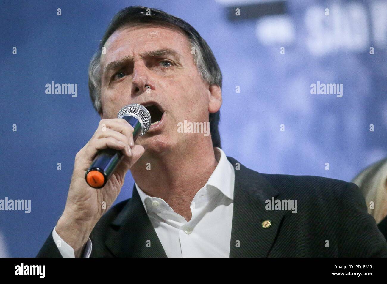 Sao Paulo, Brasilien. 5 Aug, 2018. Jair Bolsonaro Messias die umstrittene Brasilianische Politiker, ehemaliger Offizier und jetzt Präsidentschaftskandidat Brasiliens beteiligt sich an einem Parteitag in SÃ £ o Paulo Credit: Dario Oliveira/ZUMA Draht/Alamy leben Nachrichten Stockfoto