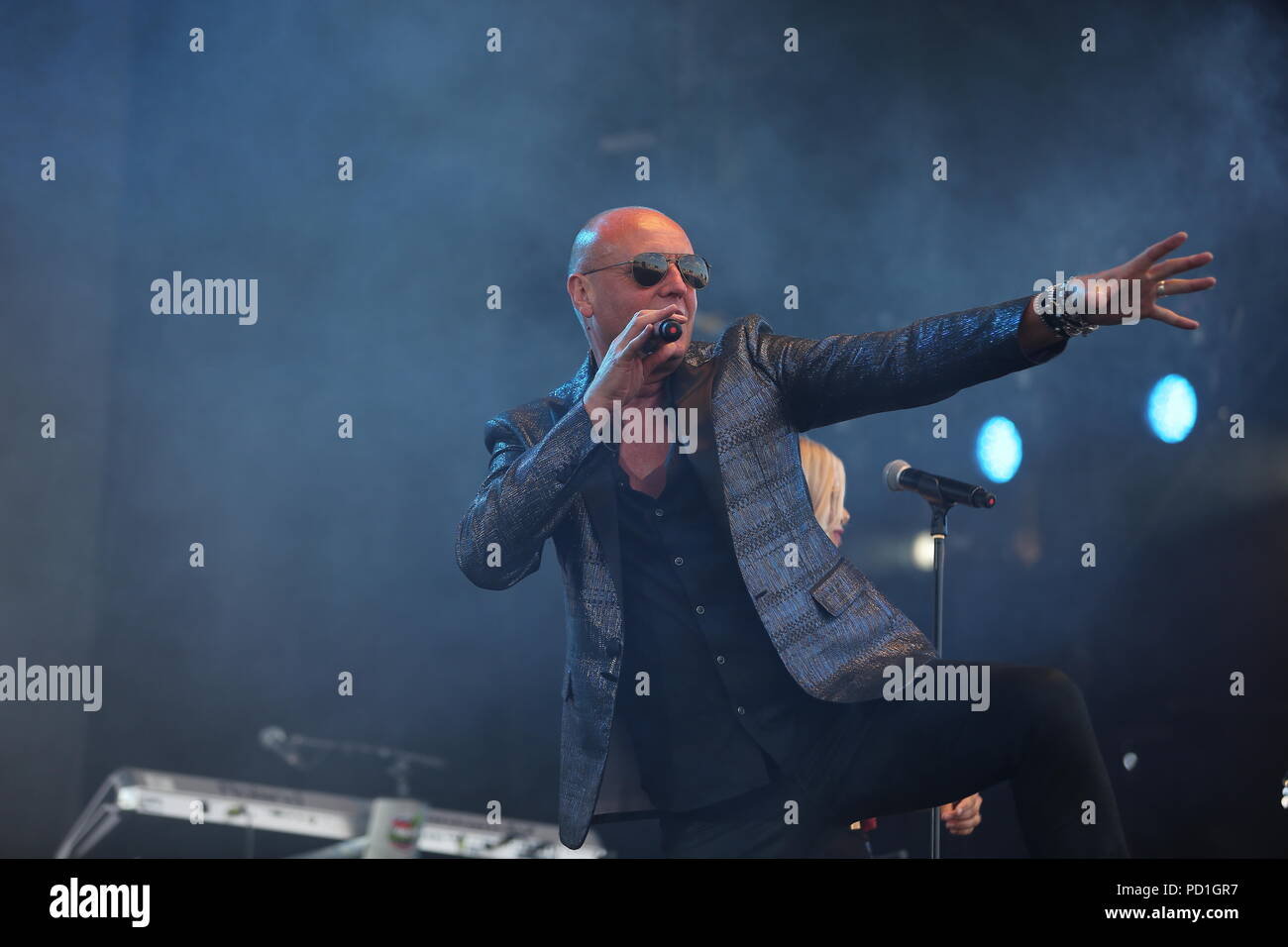 Wildboarclough, Cheshire, UK. 5. August 2018. Heaven 17 live auf der Hauptbühne am Rücklauf Norden Arley Hall in Cheshire. Stockfoto