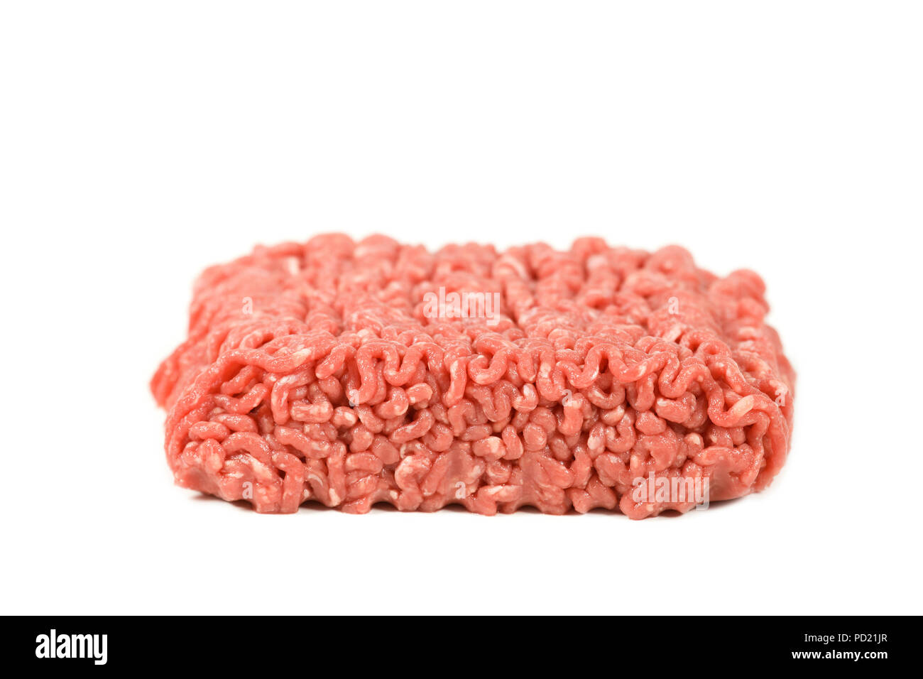 Rohes Hackfleisch auf isolierten weißen Hintergrund Stockfoto