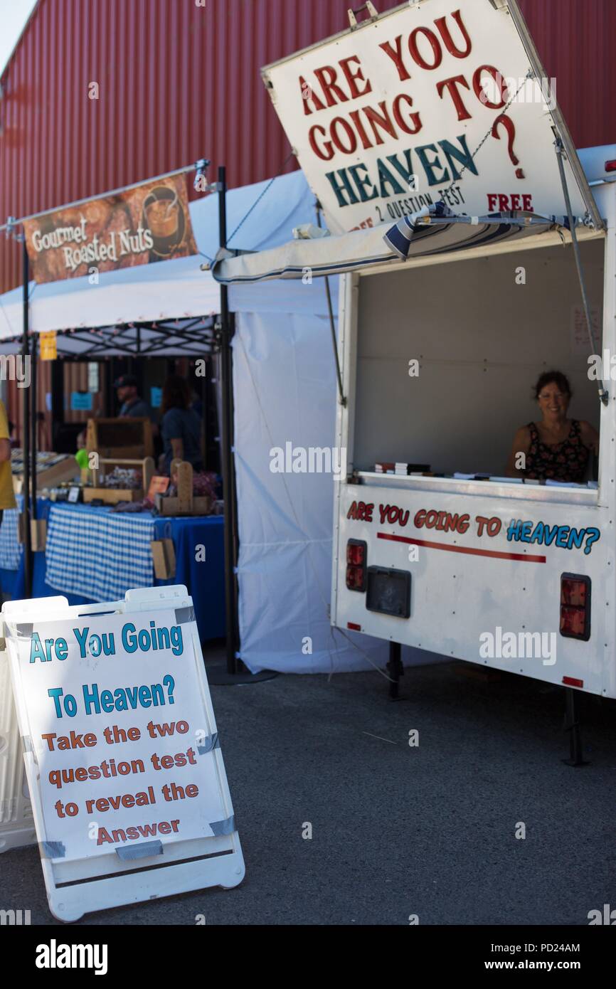Einen Stand mit Schild "sind Sie in den Himmel kommen?" im Benton County Fair in Corvallis, Oregon, USA. Stockfoto