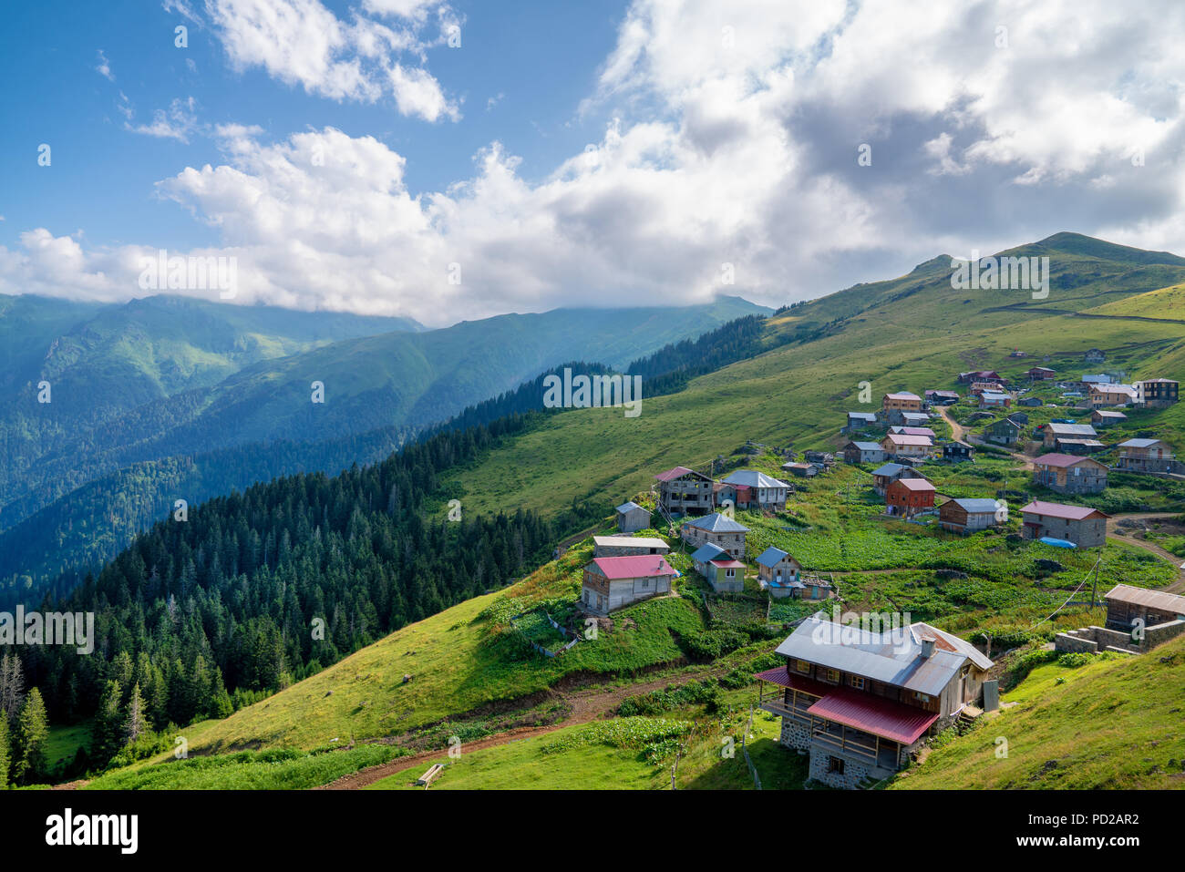 Gito Plateau Häuser Rize Blacksea Camlihemsin in der Türkei. Stockfoto