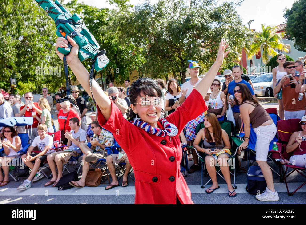 Miami Florida, Miami Dade County, Coconut Grove, King Mango Strut, jährlich, Gemeinschaftsveranstaltung, Parade, Satire, Parodie, Erwachsene Erwachsene Frau Frauen weibliche Dame, partisch Stockfoto