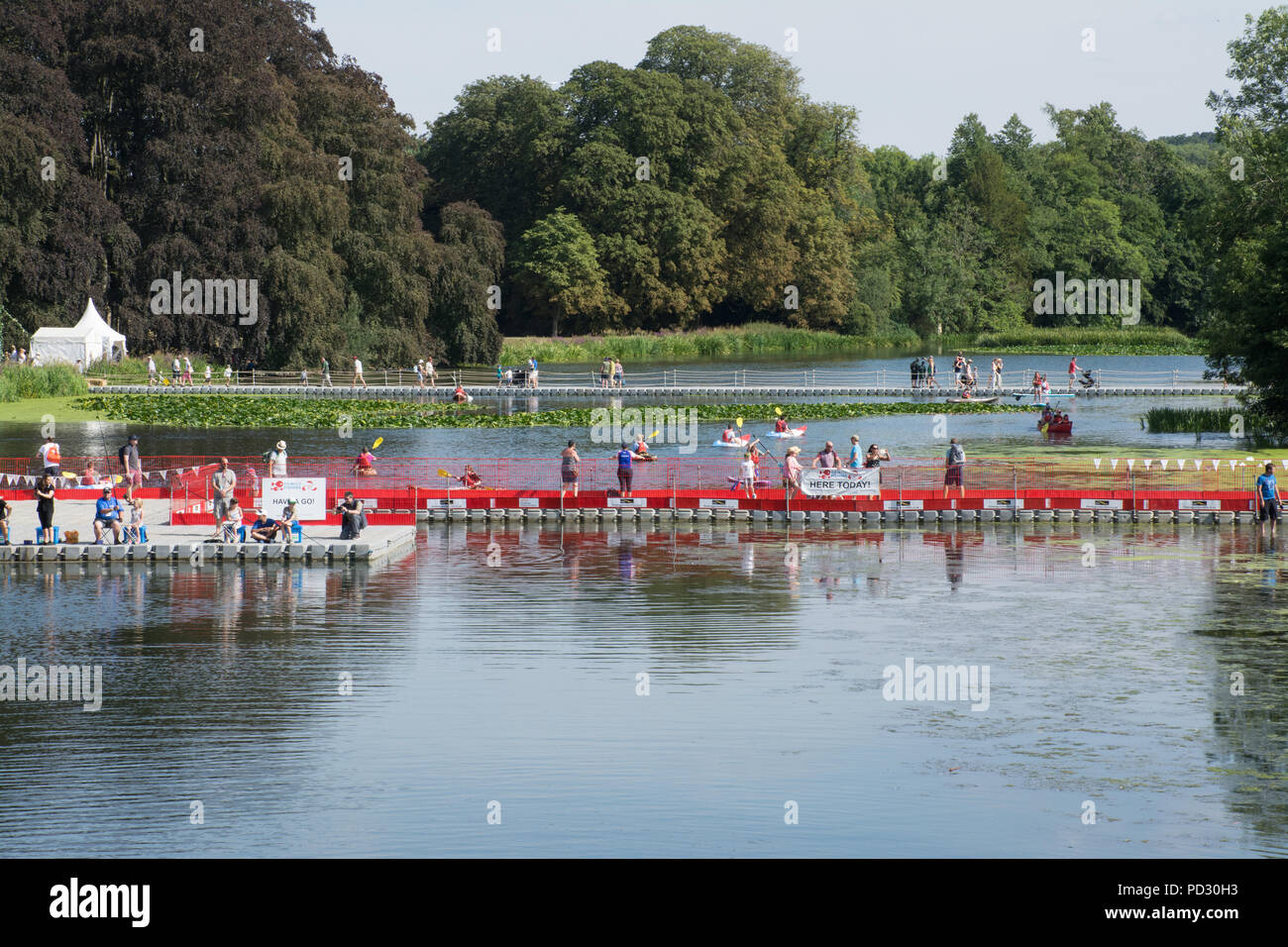Blick über den Fluss an der Countryfile Live 2018 Show im Blenheim Palace, Oxfordshire, UK Stockfoto