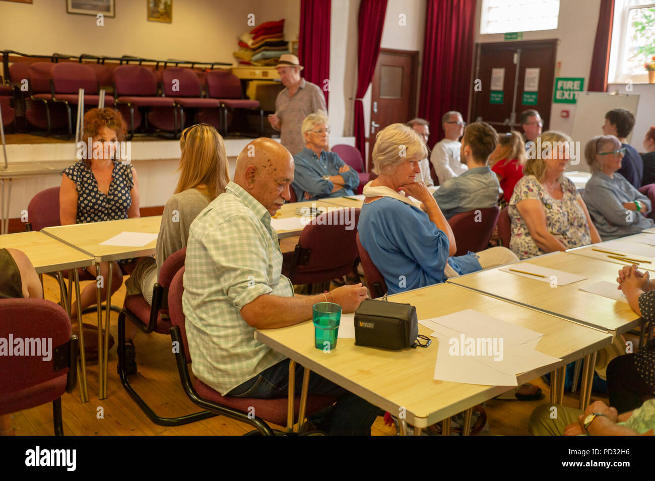 ZMartin Rowson international renommierte Karikaturist eine Masterclass in Karikatur in Herne Bay Cartoon Festival Stockfoto