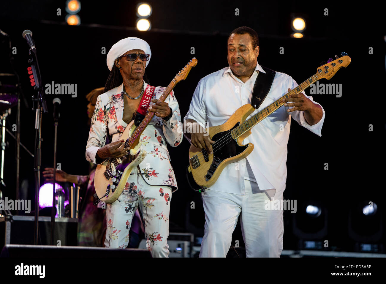 Brighton, UK. 5. August 2018. CHIC, Nile Rodgers runden ein weiteres Jahr an der Brighton Stolz 2018 Credit: Hugh Wilton/Alamy leben Nachrichten Stockfoto