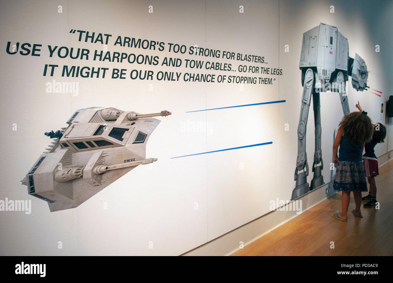 Kann das Spielzeug mit Euch. Star Wars Spielzeug und Filmen Ausstellung im Neuen Museum, Leicester entfernt. Stockfoto