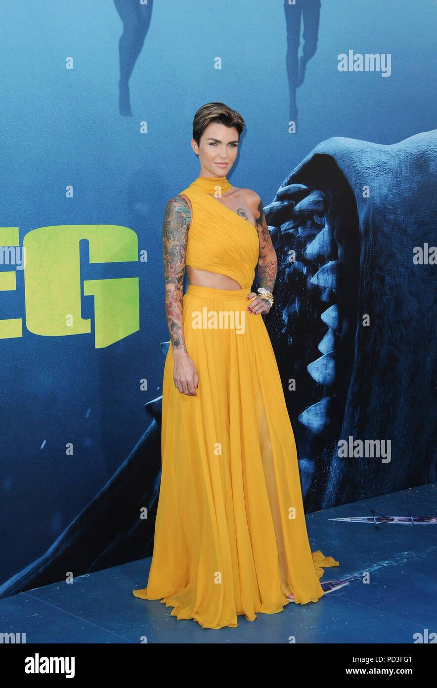 Los Angeles, CA, USA. 6 Aug, 2018. Ruby Rose in der Ankunftshalle für die MEG-Premiere, TCL Chinese Theatre (ehemals Grauman's), Los Angeles, CA August 6, 2018. Credit: Elizabeth Goodenough/Everett Collection/Alamy leben Nachrichten Stockfoto