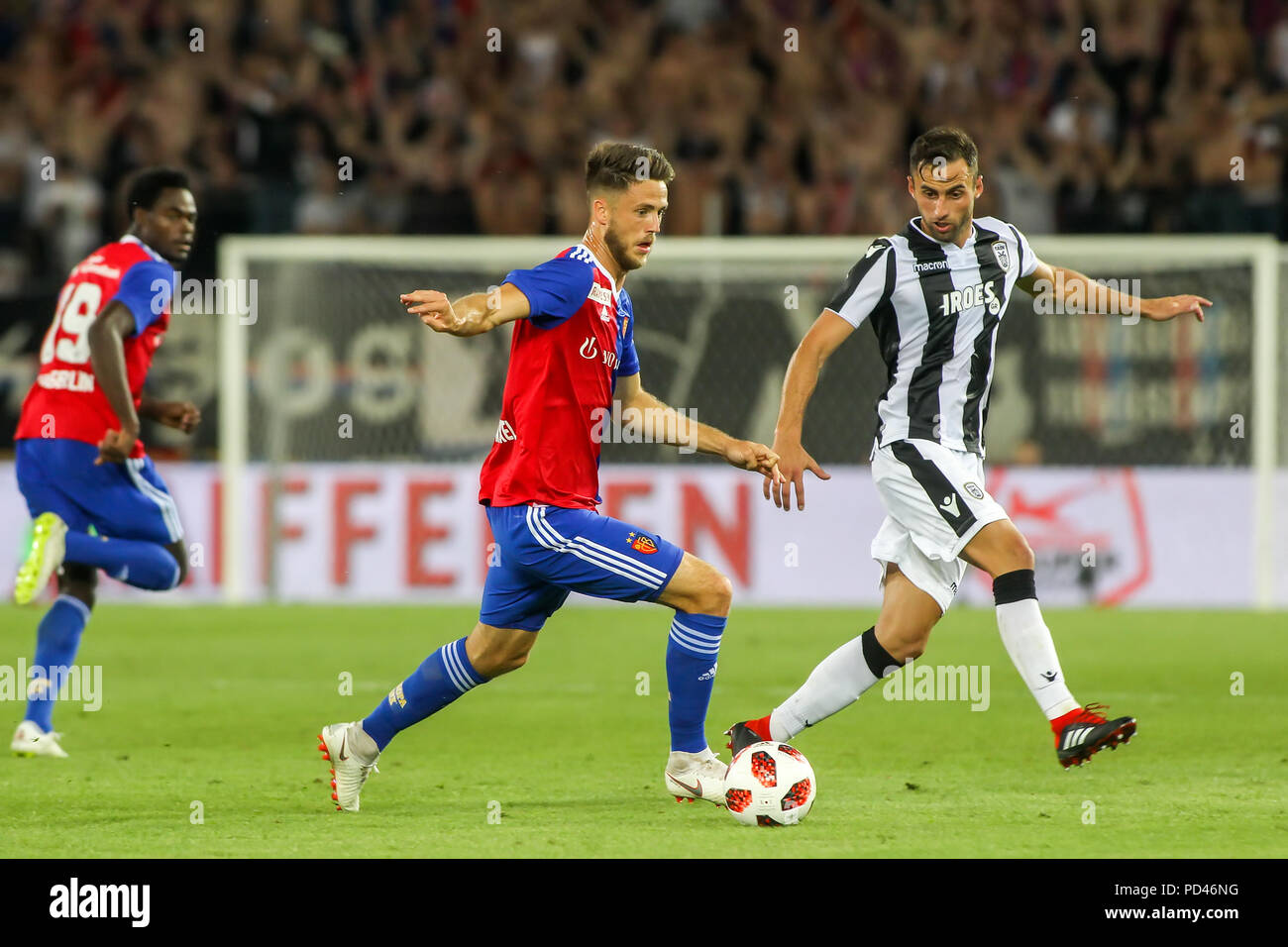 Basel, Schweiz - 1 August, 2018: die Spieler von Basel Ricky van Wolfswinkel in Aktion während der UEFA Champions League Spiel zwischen PAOK vs Basel pla Stockfoto