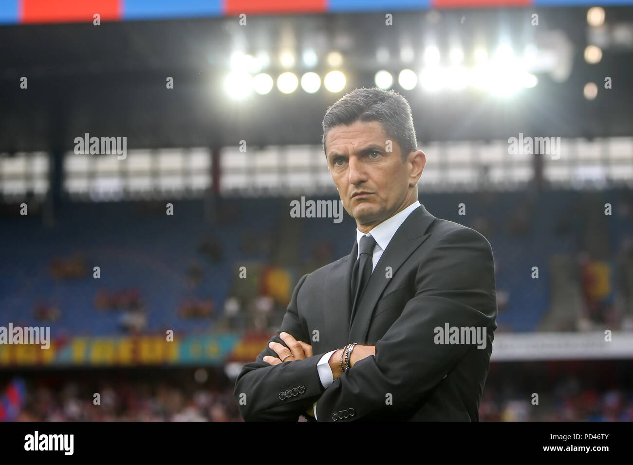 Basel, Schweiz - 1 August 2018: Der Trainer von PAOK R. Lucescu während der UEFA Champions League zweite Qualifikationsrunde, 2 st-Match zwischen PAOK vs. Stockfoto