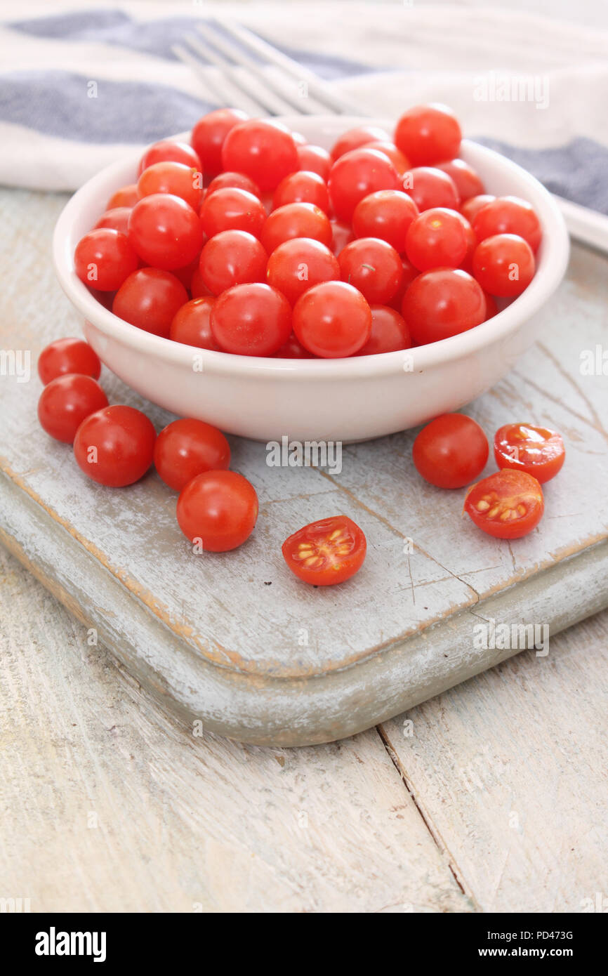Baby tomato tomberries Stockfoto