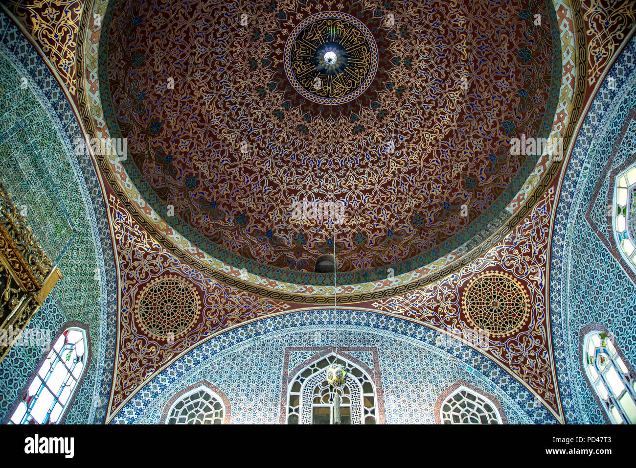 Dome mit Fliesen, Harem, Topkapi Palace, Istanbul, Türkei eingerichtet Stockfoto