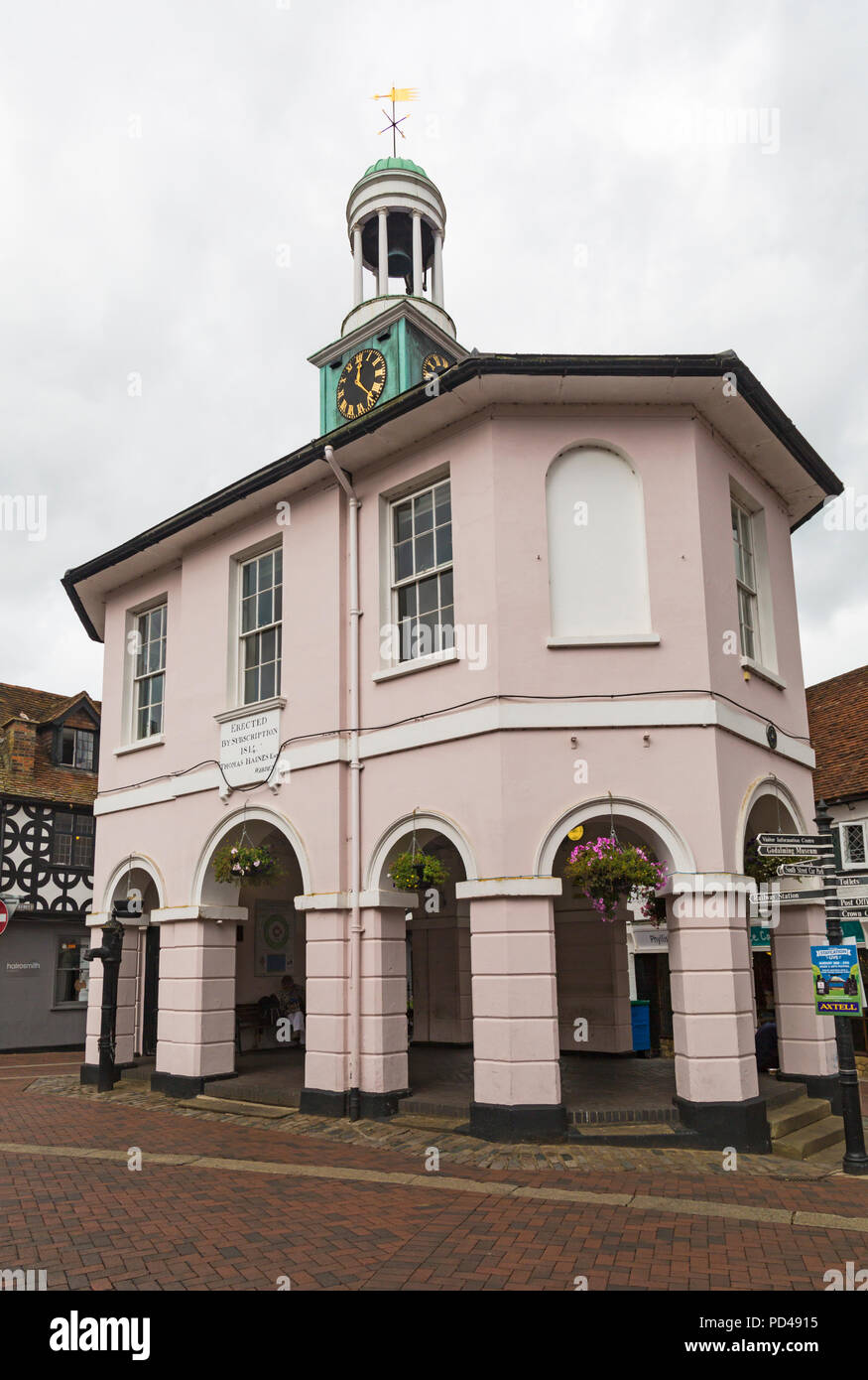 Pepperpot, oder Pfeffer, Gebäude in Godalming im Juli Stockfoto