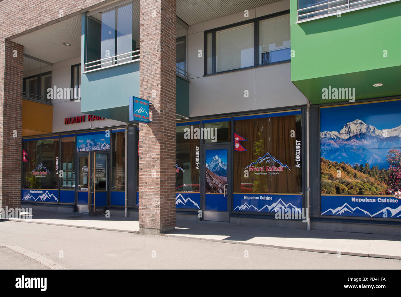 Mount Kailash nepalesischen Restaurant in der Länsisatama Bezirk, der westliche Hafen in Helsinki, Finnland Stockfoto