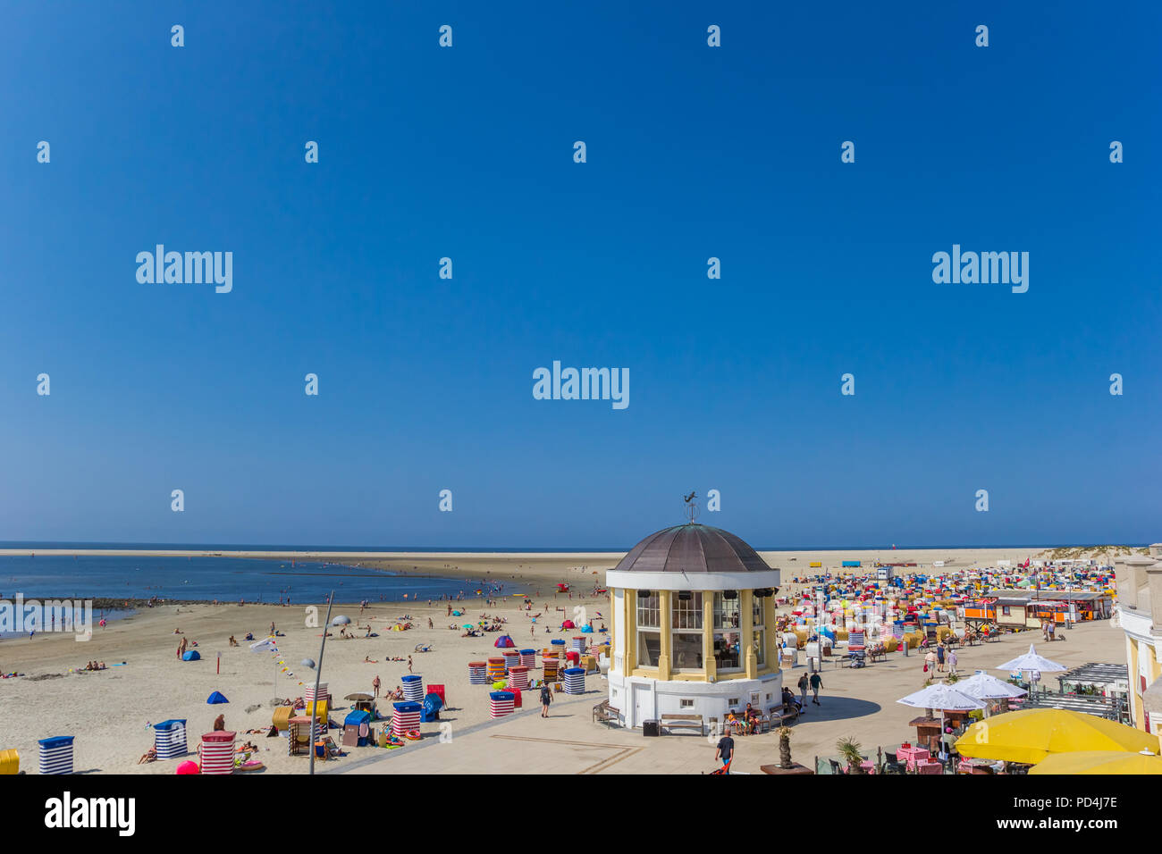 Strand und Promenade auf der Insel Borkum, Deutschland Stockfoto