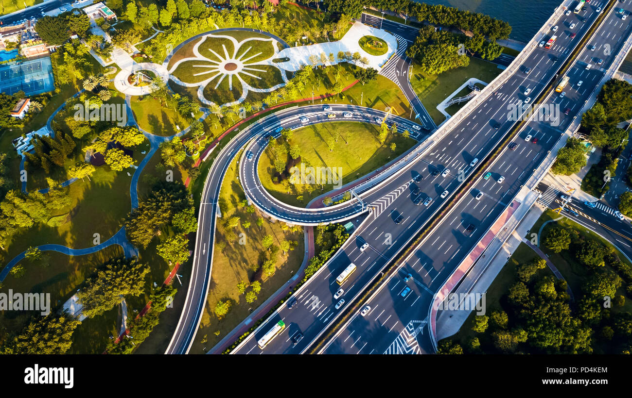 Luftbild des städtischen Verkehrs Netzwerk Stockfoto