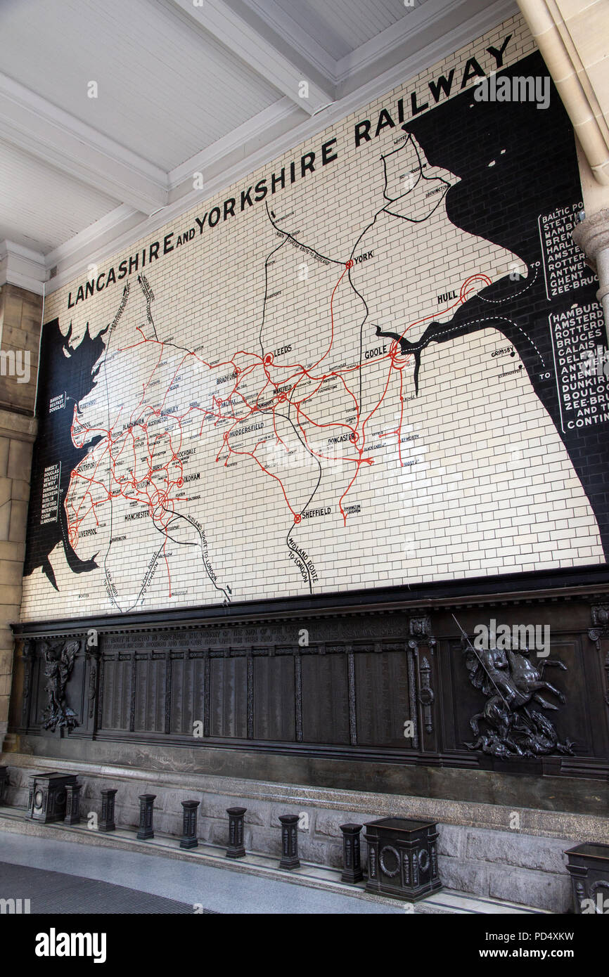 Fliesen- Karte von Lancashire und Yorkshire Railway an der Manchester Victoria Station. Stockfoto