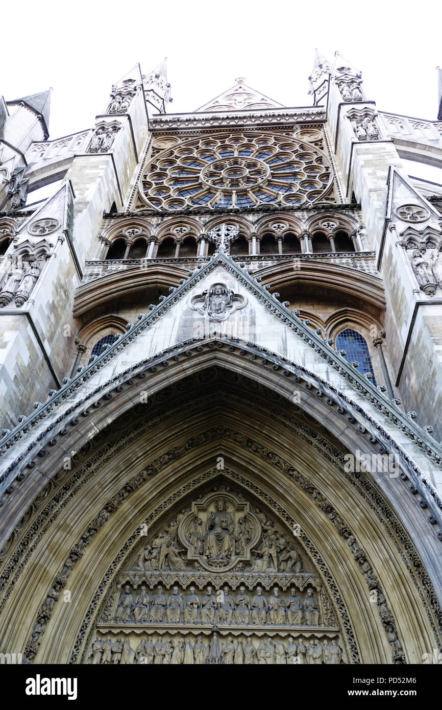 LONDON - ENGLAND - Jan 20, 2017: Westminster Abbey, formal mit dem Titel die Stiftskirche St. Peter in Westminster, ist ein großes, vor allem gotische Abtei Chur Stockfoto