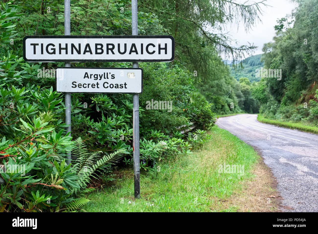 Tighnabruaich Dorf willkommen Zeichen Argyll & Bute Geheimnis Küste Halbinsel Cowal Stockfoto