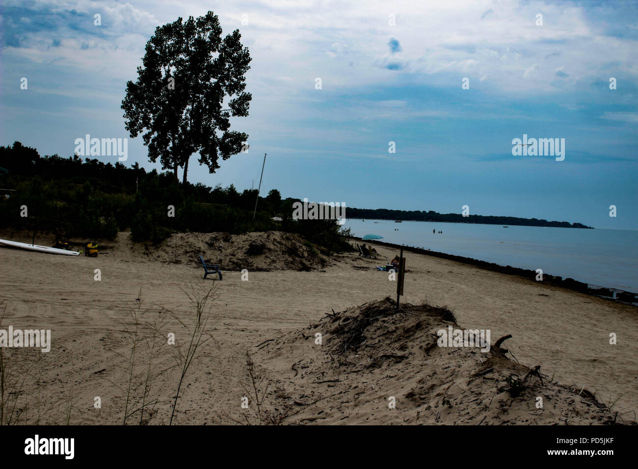 Ipperwash Strand im Südwesten von Ontario, Kanada. Einen schönen Strand entlang des Lake Huron. Dieser Strand ist frei zugänglich und ist ein wunderschöner Ort für Familien, Touristen und Fotografen gleichermaßen. Stockfoto