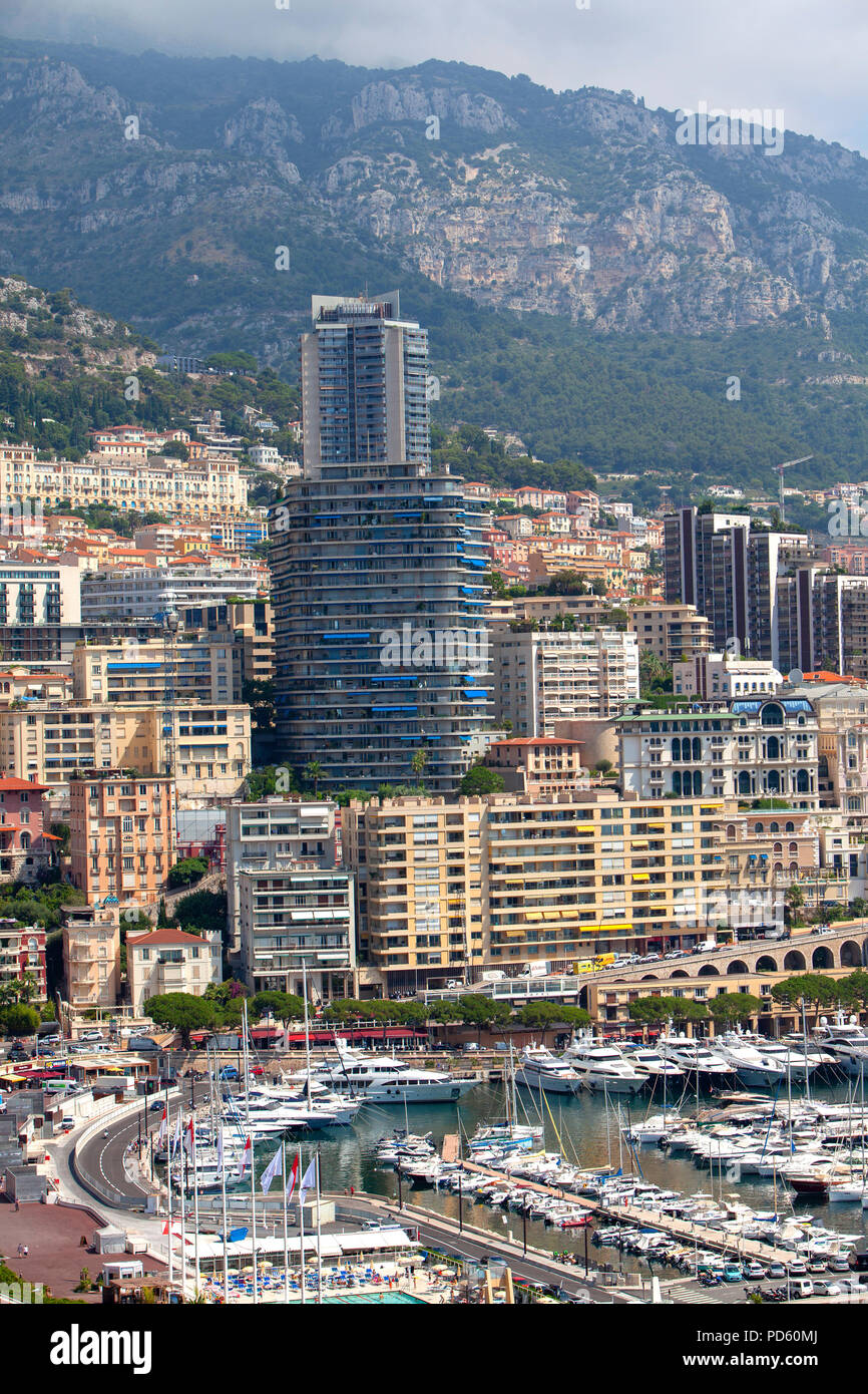 Monte Carlo in Monaco das Fürstentum Monaco, La Condamine und Monte Carlo vom Aussichtspunkt in der Nähe des Prinzen Palast von Monaco genommen Stockfoto