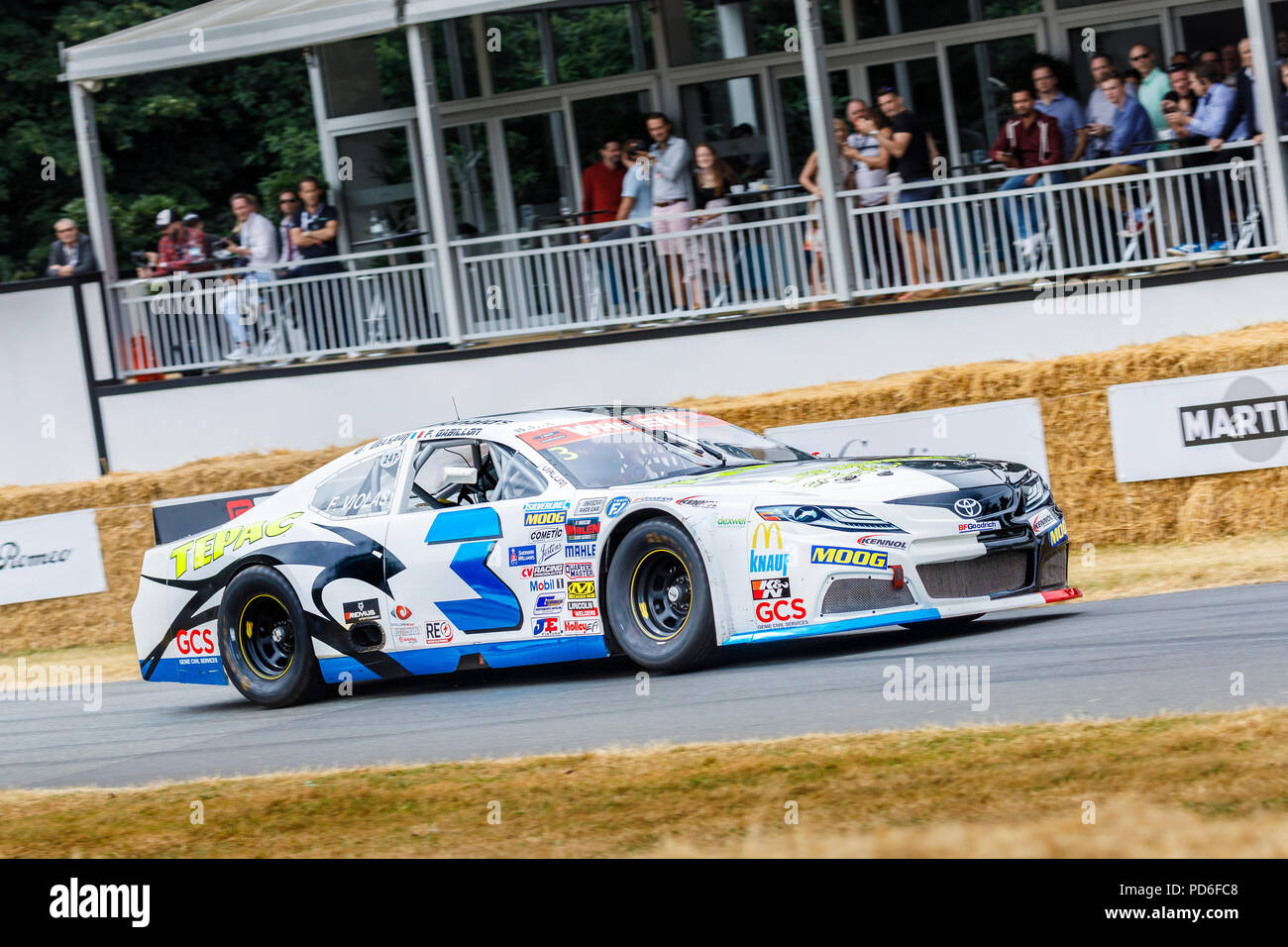 2017 Ford Mustang Euro NASCAR Serie Teilnehmer mit Fahrer Jerome Galpin am Goodwood Festival 2018 von Geschwindigkeit, Sussex, UK. Stockfoto