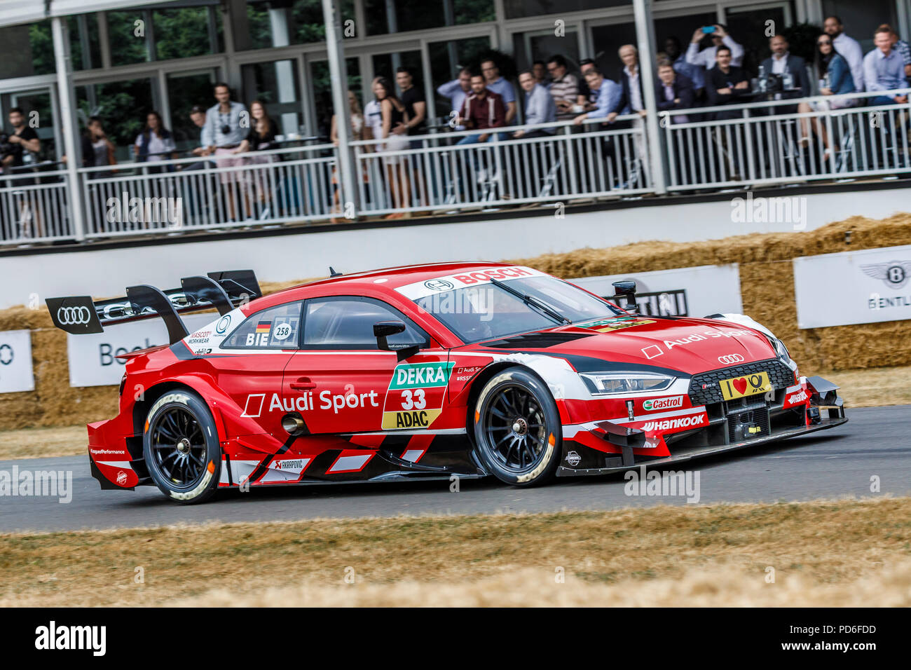 2018 Audi RS5 DTM mit Fahrer Frank Biela am Goodwood Festival 2018 von Geschwindigkeit, Sussex, UK. Stockfoto