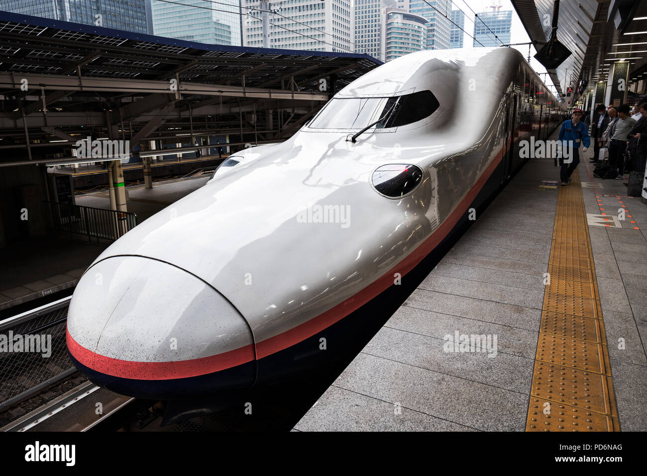 Japan, Insel Honshu, Kanto, Tokio, von der zentralen Bahnhof von Tokio, S-Bahn, Shinkansen. Stockfoto