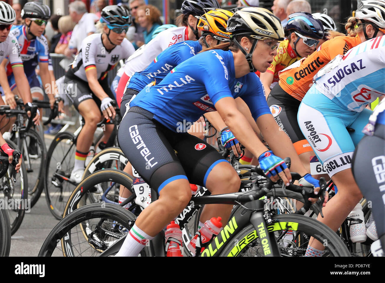 Glasgow, UK. 5. August 2018. Marta Bastianelli (Italien) Europäische Meister während der Straße Radfahren Europameisterschaften 2018, Glasgow in Glasgow City Centre und Ballungsgebiete Großbritannien, Tag 4, am 5. August 2018 - Foto Laurent lairys/DPPI Credit: Laurent Lairys/Agence Locevaphotos/Alamy leben Nachrichten Stockfoto